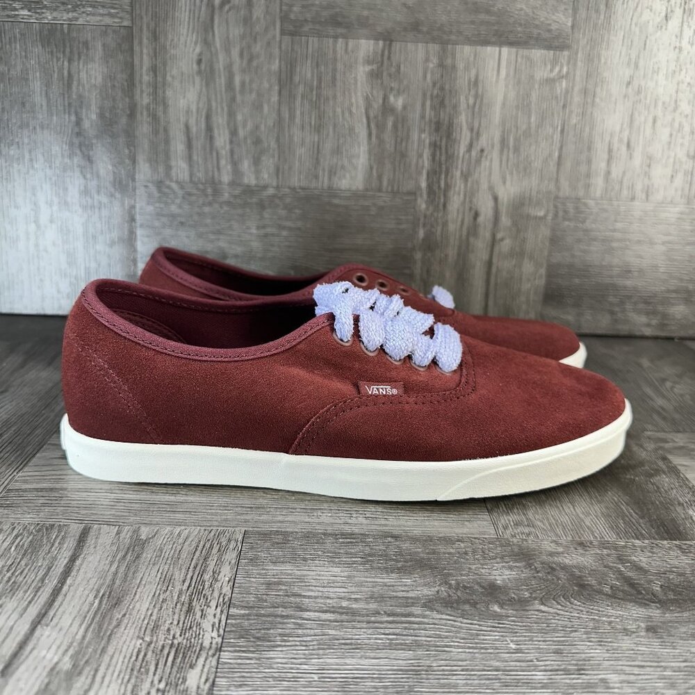 Vans Authentic Lo Pro Shoes Women 8.5 Burgundy Suede Lavender Lace NEW